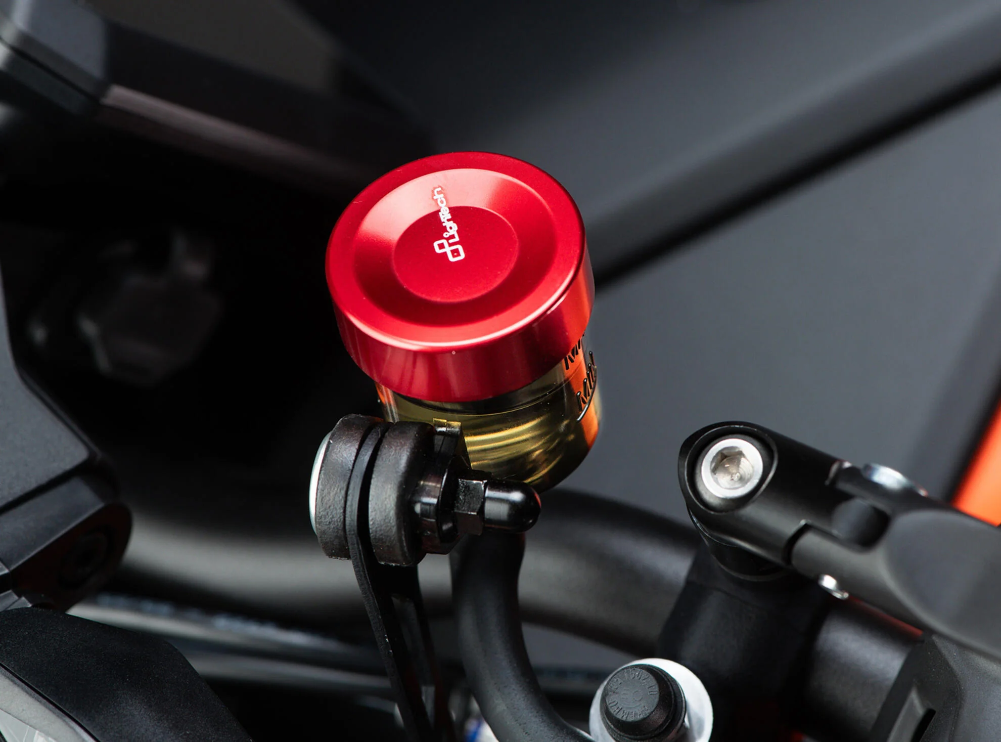 Ausgleichsbehälter-Deckel Hinten LighTech Ducati Panigale V4/S/R (25-26) FBC27 - Image 9