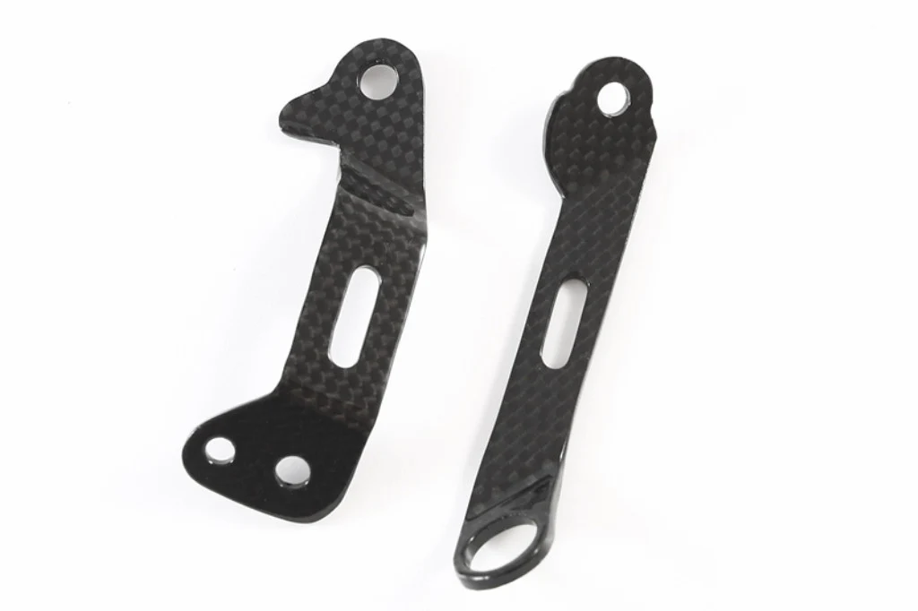 Brems-/Kupplungsbehälter Halter Carbon Fullsix Ducati Panigale 959 (16-19) - Image 2