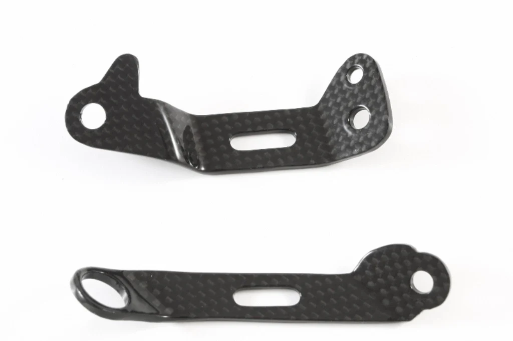 Brems-/Kupplungsbehälter Halter Carbon Fullsix Ducati Panigale 959 (16-19) - Image 3
