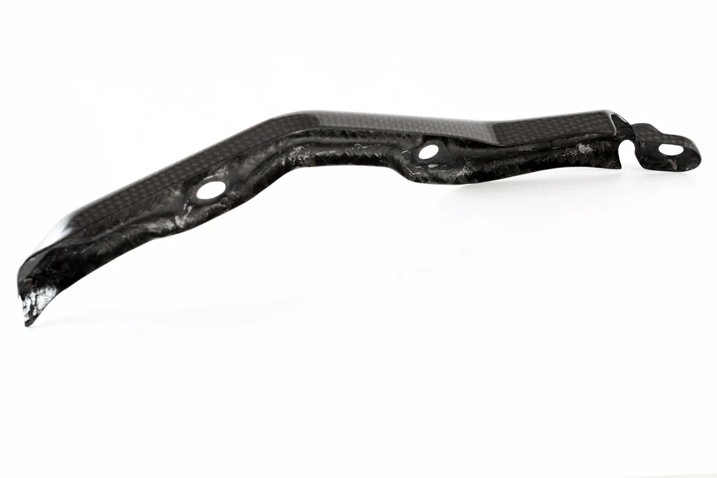 Bremsleitungabdeckung Hinten Carbon Fullsix Ducati Panigale 1299/S (15-18) - Image 6