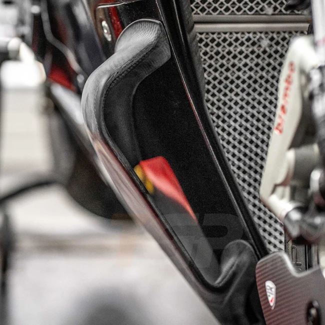 Corner Sidepods Set Lavatex AP Carbon Line Ducati Panigale V4/S/R (25-26) - Image 12