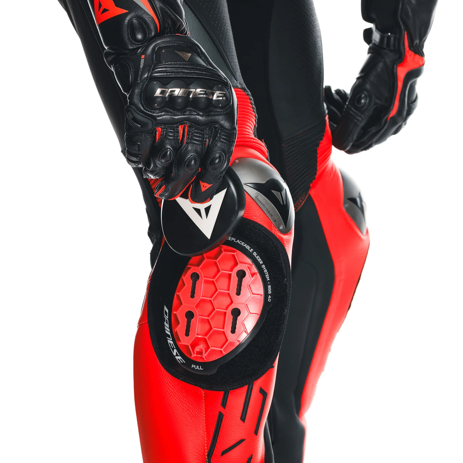 Dainese Audax D-ZIP Einteiler Lederkombi – Perforierter Rennanzug | Herren | Schwarz/Rot - Image 15
