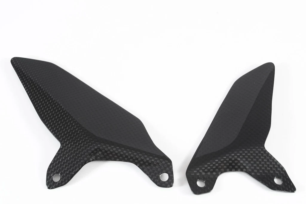Fersenschutz Carbon Fullsix Ducati Panigale V2 955 (20-24) - Image 2