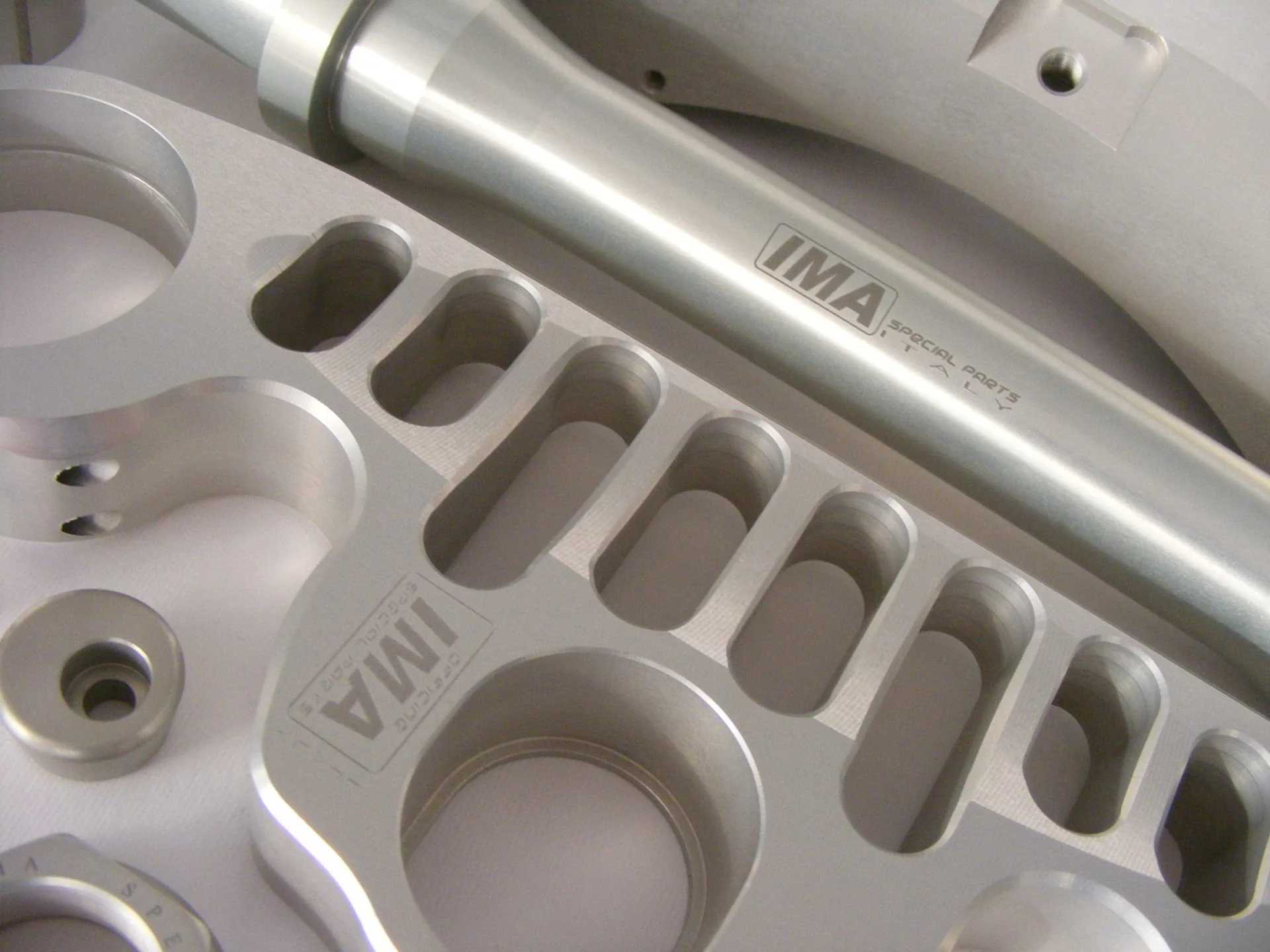 Ima Special Parts Racing Gabelbrücke Ducati Panigale V4 S (18-24) - Image 3