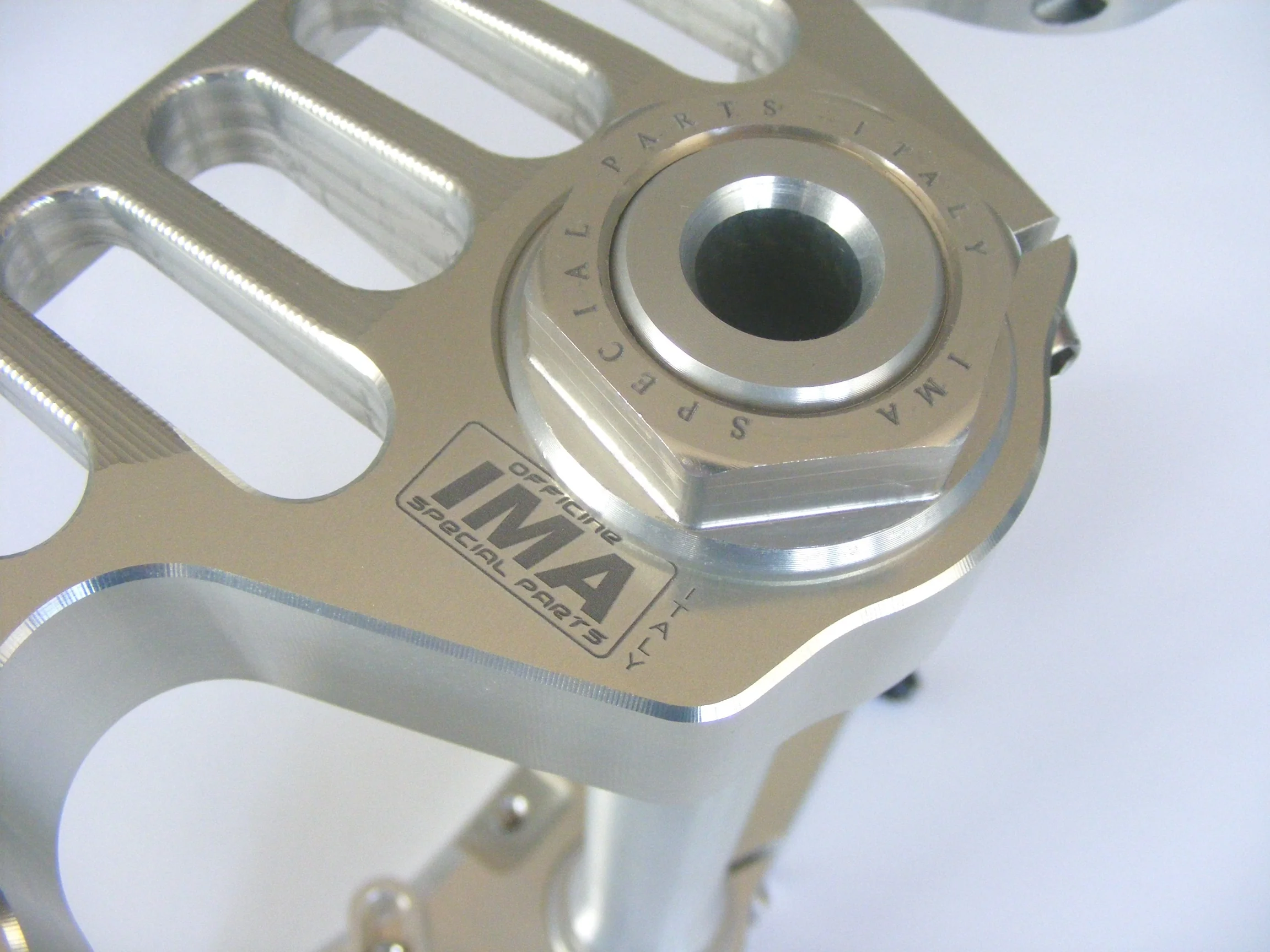 Ima Special Parts Racing Gabelbrücke mit verstellbarem Offset Ducati Panigale V4/S/R (25-26) - Image 6