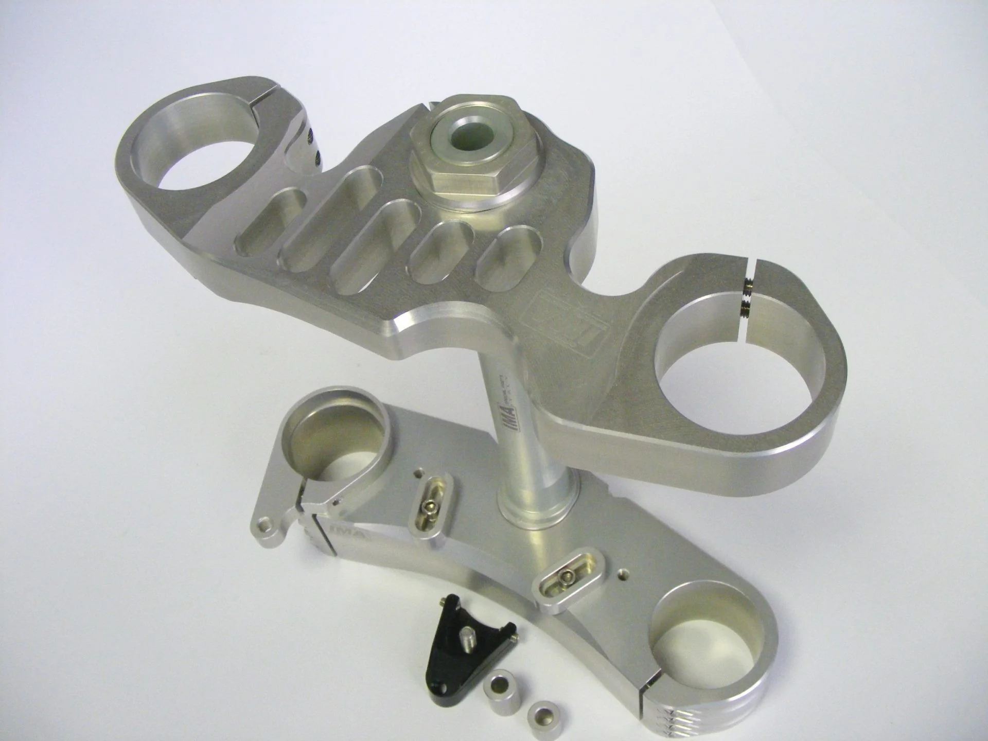 Ima Special Parts STK Racing Gabelbrücke Yamaha YZF-R1/M RN32 RN49 RN65 (15-26) - Image 3