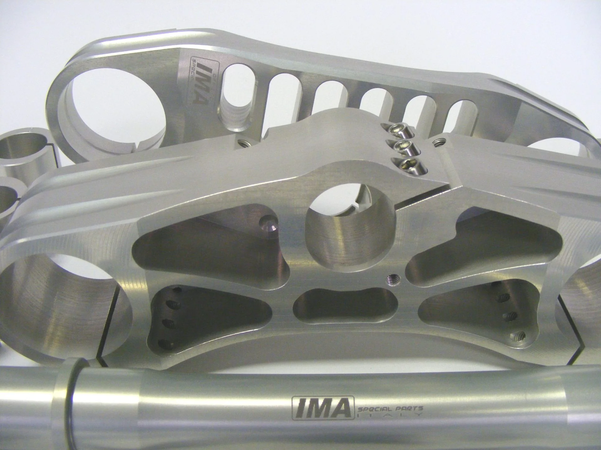 Ima Special Parts Racing Gabelbrücke Yamaha YZF-R1/M RN32 RN49 RN65 (15-26) - Image 3