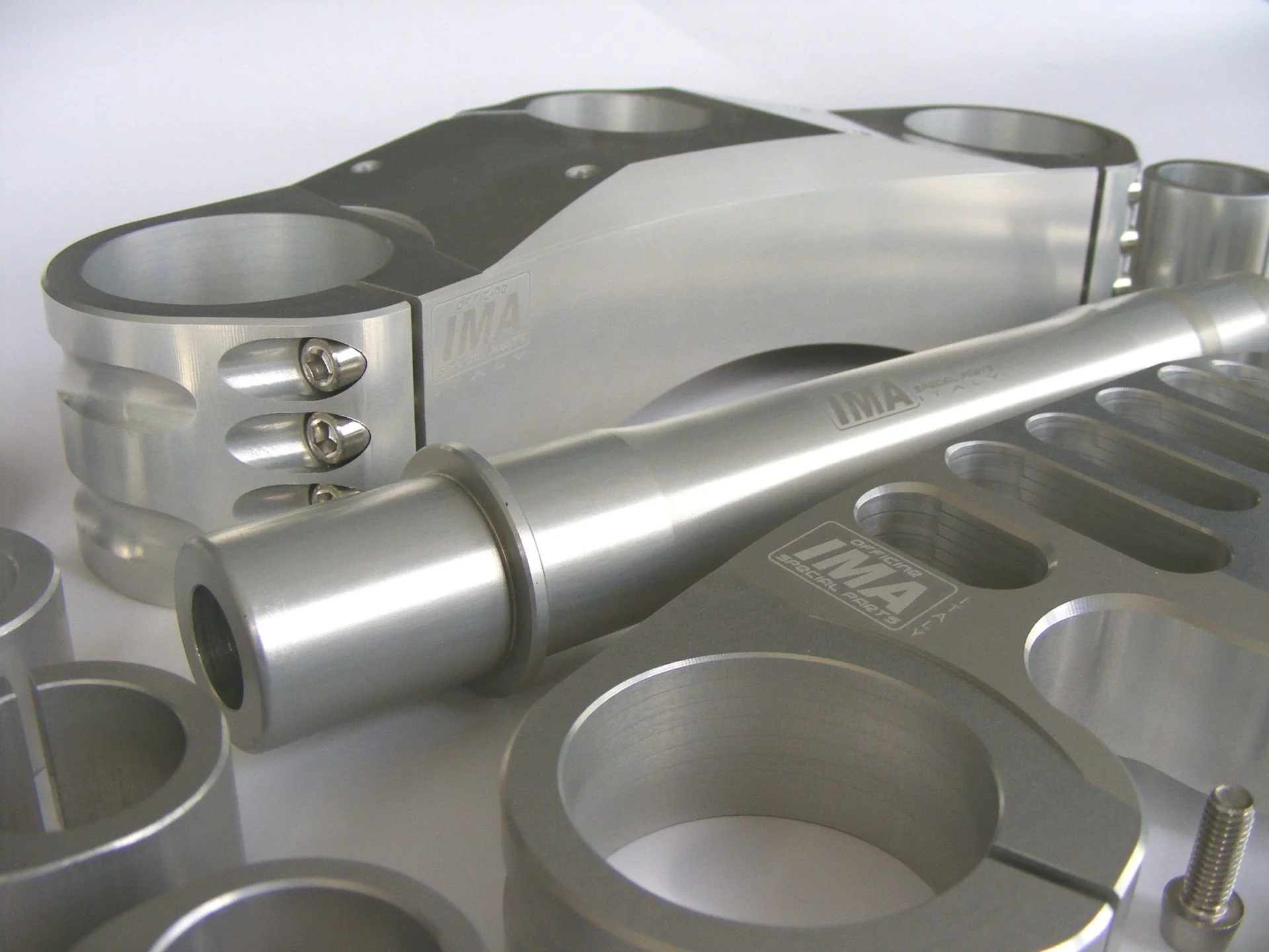 Ima Special Parts Racing Gabelbrücke Yamaha YZF-R6 RJ11 RJ15 (06-16) - Image 9