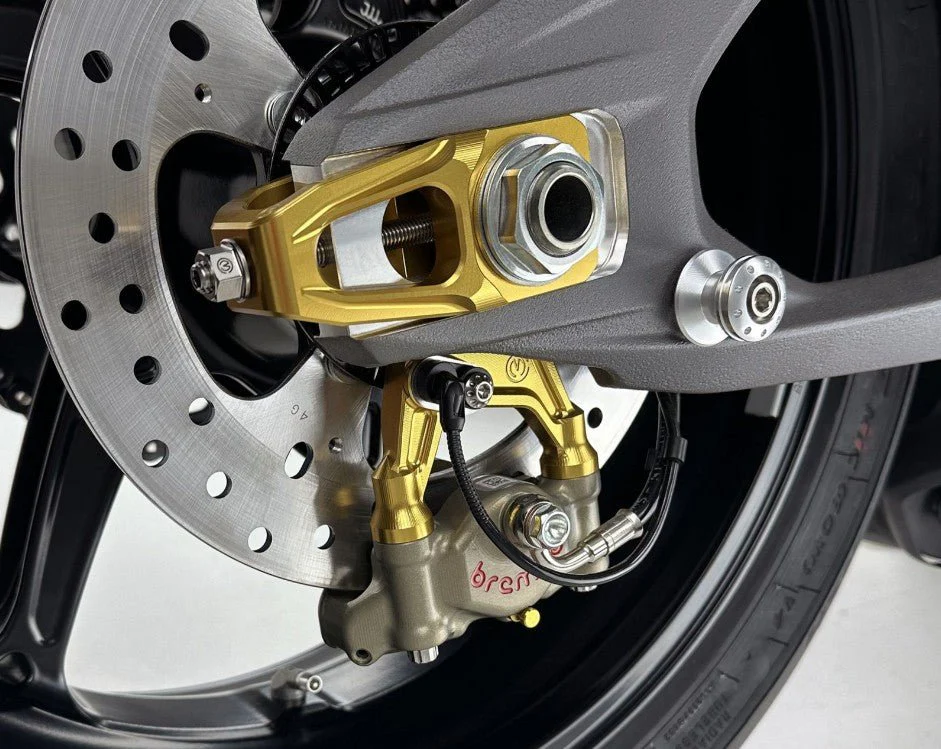 Kettenspanner Kit mit Bremssattelhalter und Brembo P2-30 69.5 mm XA6H530 Motocorse Ducati Panigale V4/S (25-26) - Image 4