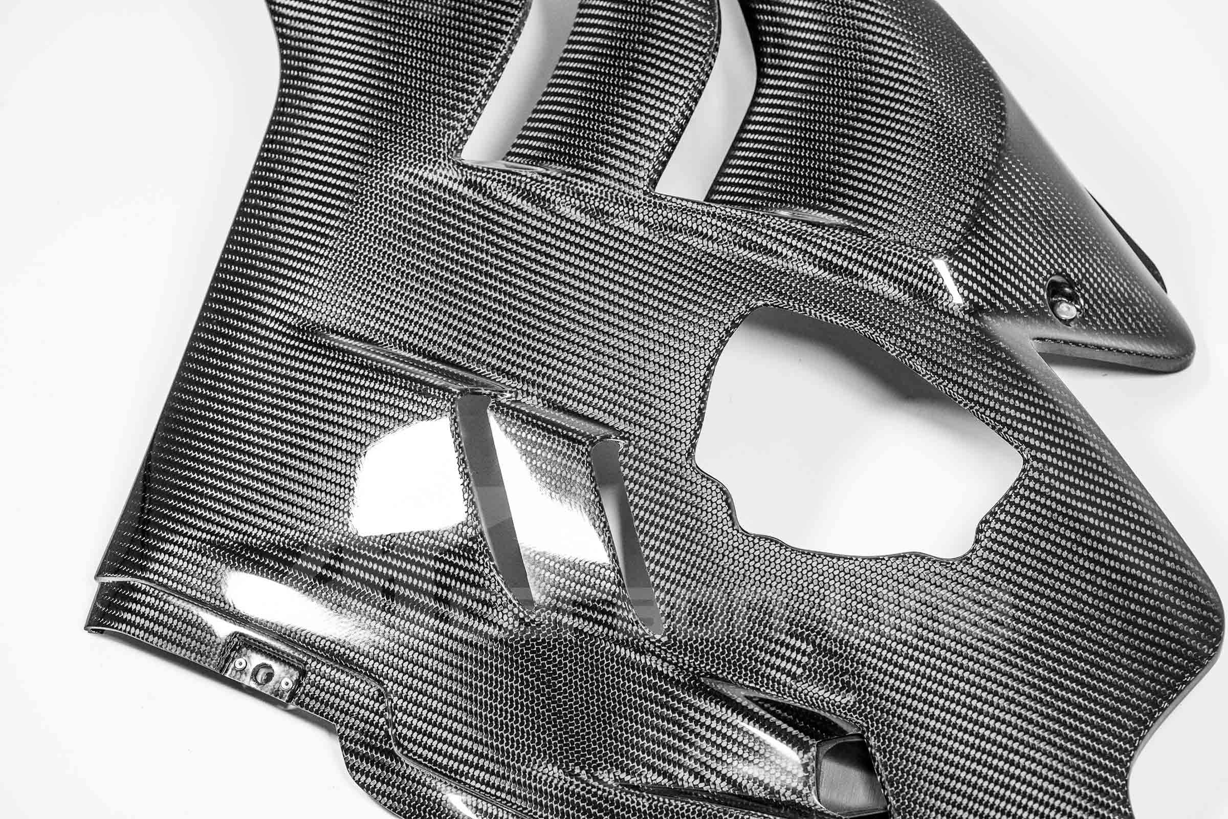 SBK Seitenteil links 200g AP Carbon Line Ducati Panigale V4/S/R (22-24) - Image 2