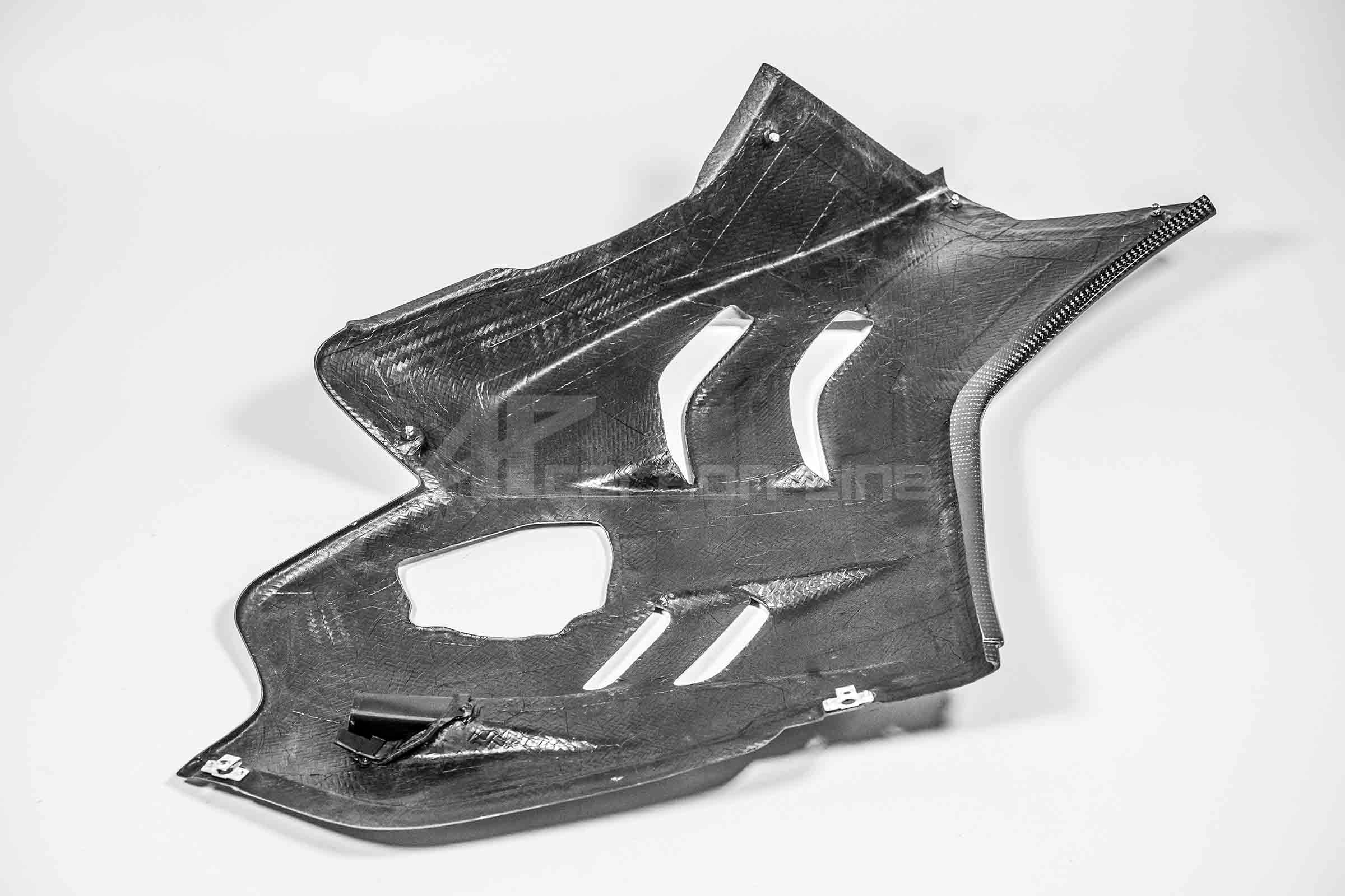 SBK Seitenteil links 200g AP Carbon Line Ducati Panigale V4/S/R (22-24) - Image 9