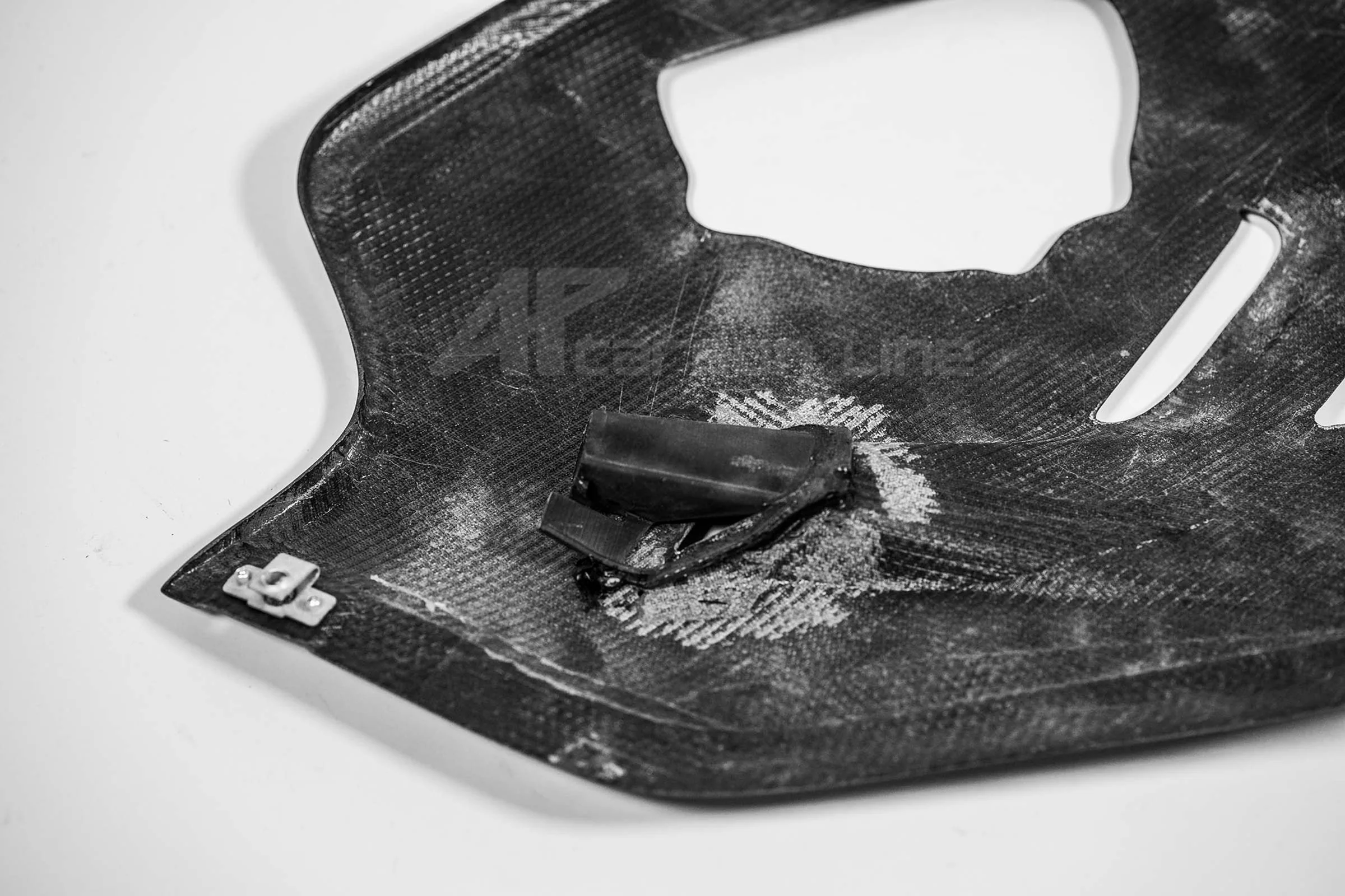 SBK Seitenteil links Lavatex AP Carbon Line Ducati Panigale V4/S/R (22-24) - Image 8