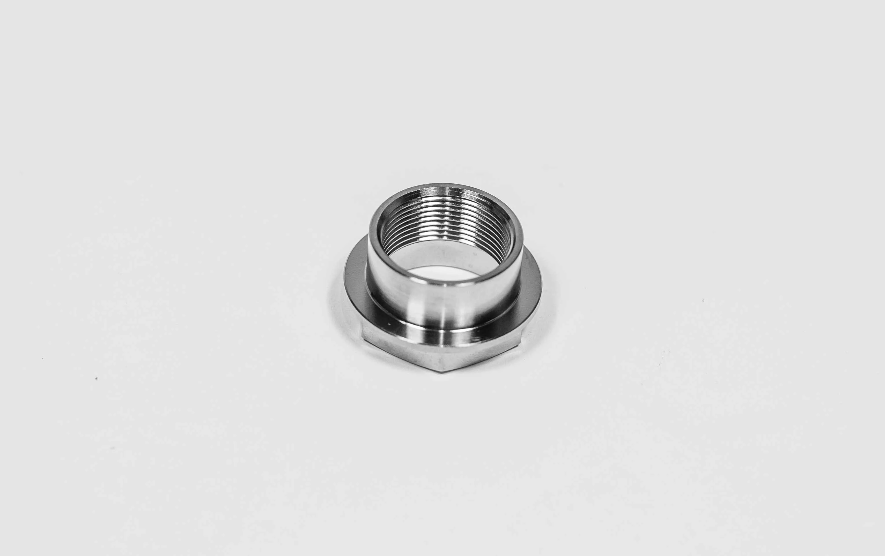 Titanmutter M25x1.25 Vorderradachse Ducati Panigale V4/S/R (18-24) TGP - Image 2